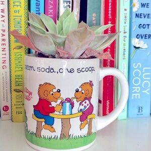 1987 Berenstain Bears collectible mug